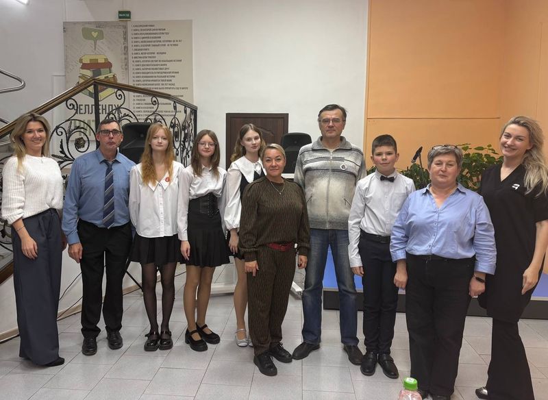 Региональный молодёжный проект-конкурс по ораторскому искусству "Твой голос". Участники и члены жюри