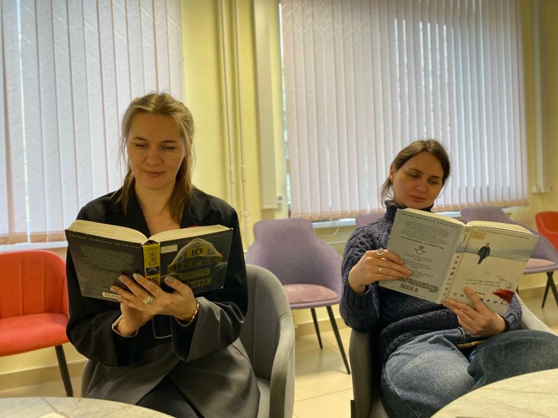 Участники литературной встречи клуба "ЛитСтраница"