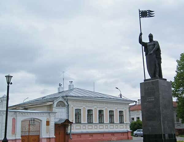 nevskiy gorodetc pamytnik