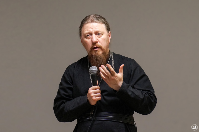oromanledin150926-6.jpg