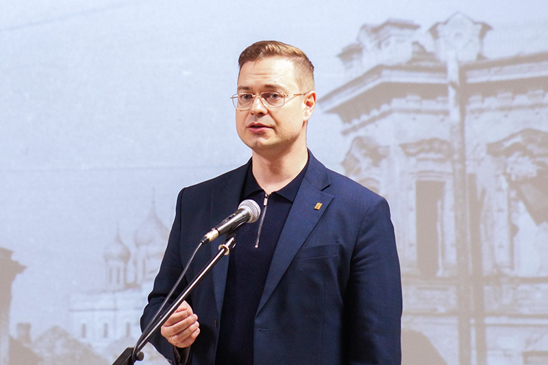 smolkin070525-2.jpg